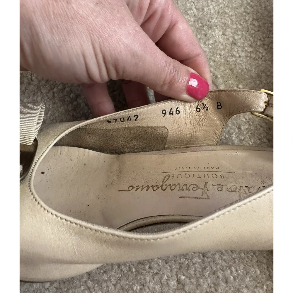 Vtg Salvatore Ferragamo Slingback‎ Cream Tan Size 6 1/2 Made In Italy